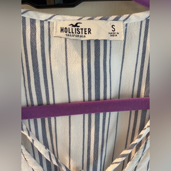 🪻Hollister Top - Picture 6 of 7